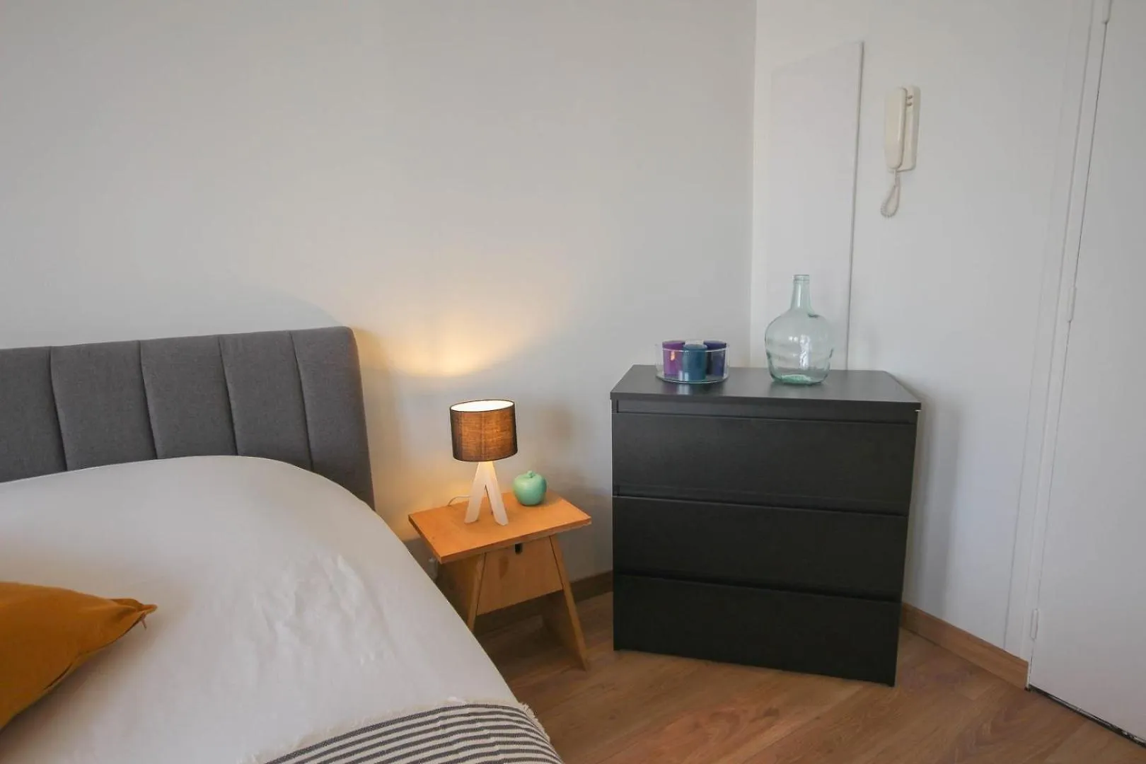 Lille Centre - Nice And Functional Studio W/ View 0*,  Francia